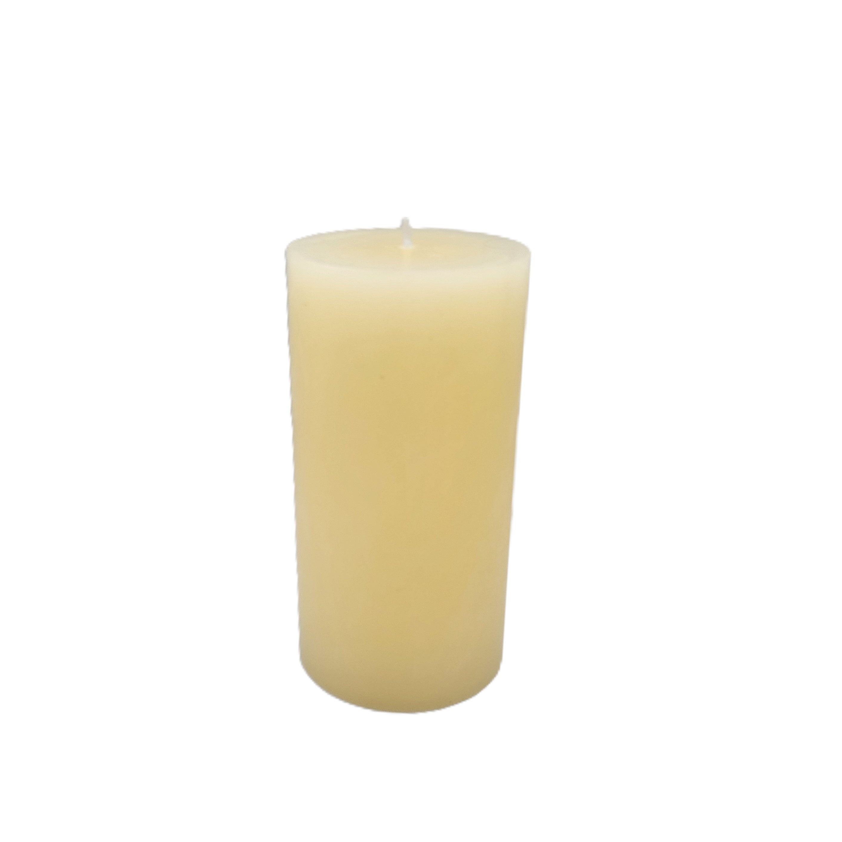 Ivory pillar candle, 7.5 cm diameter, 15 cm high, unscented