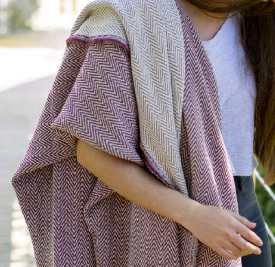 Reversible cotton throw in burgundy and beige, 150 x 180 cm