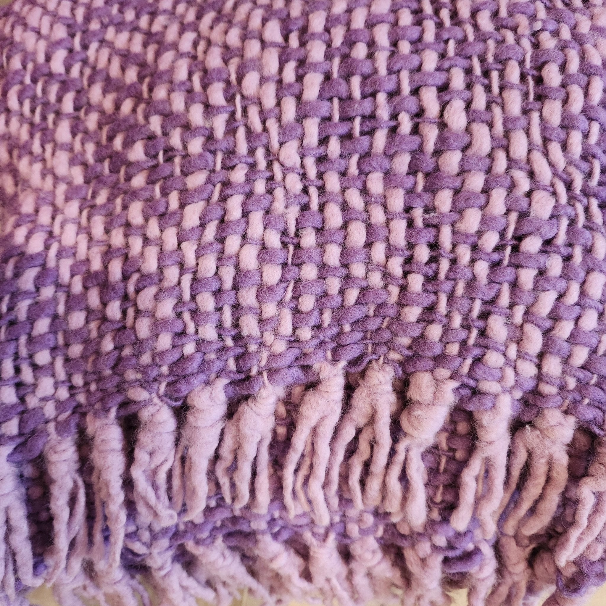 Chunky wool throw in shades of lilac and purple, 100% wool, 125 by 150 cm