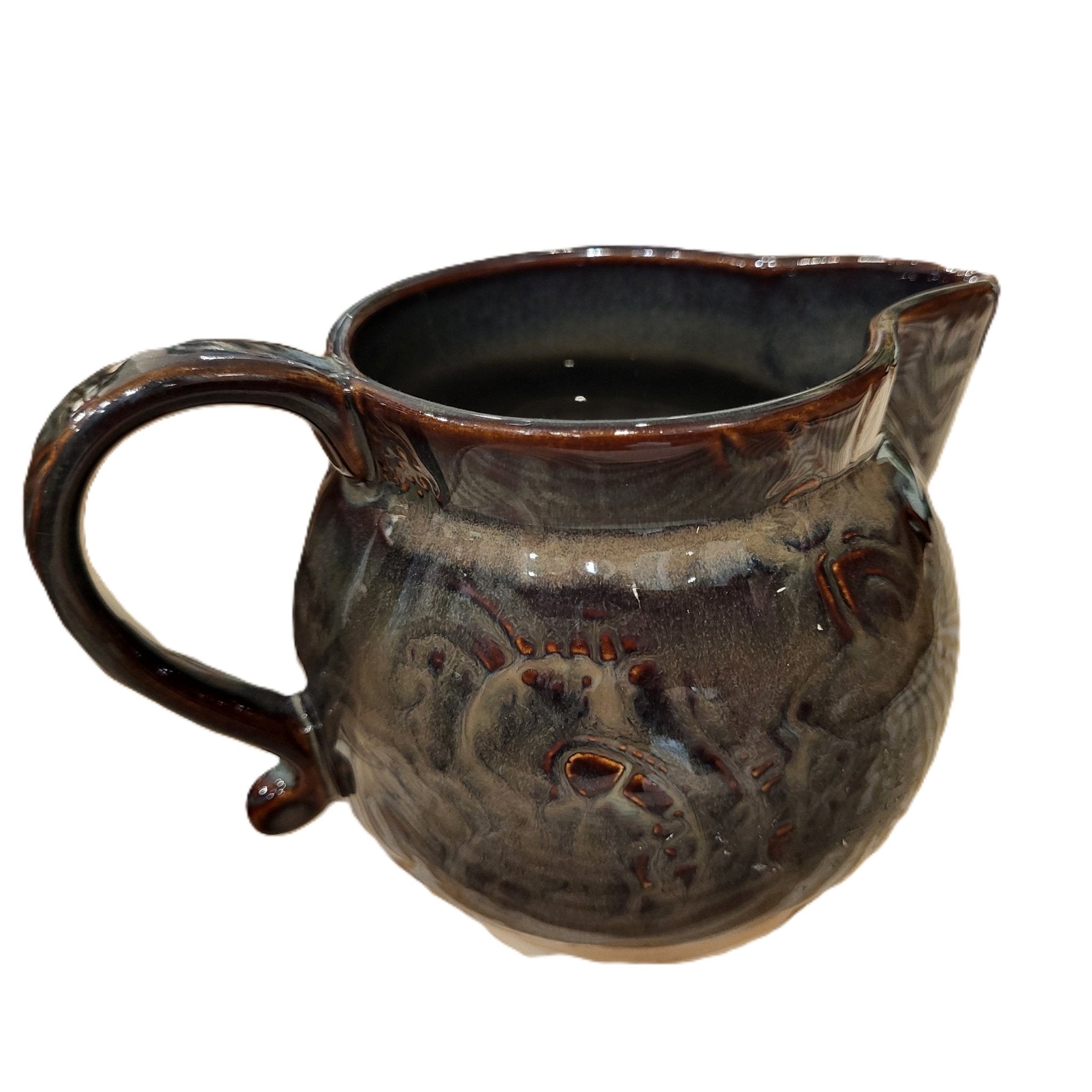 Sthal ceramic creamer in fig