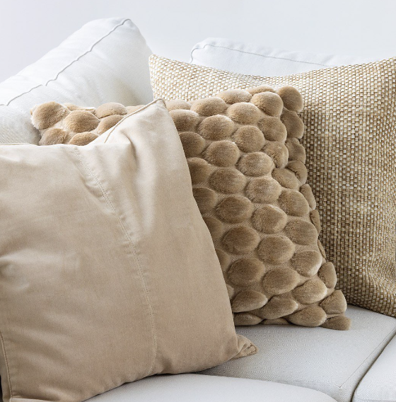 Egg cushion beige