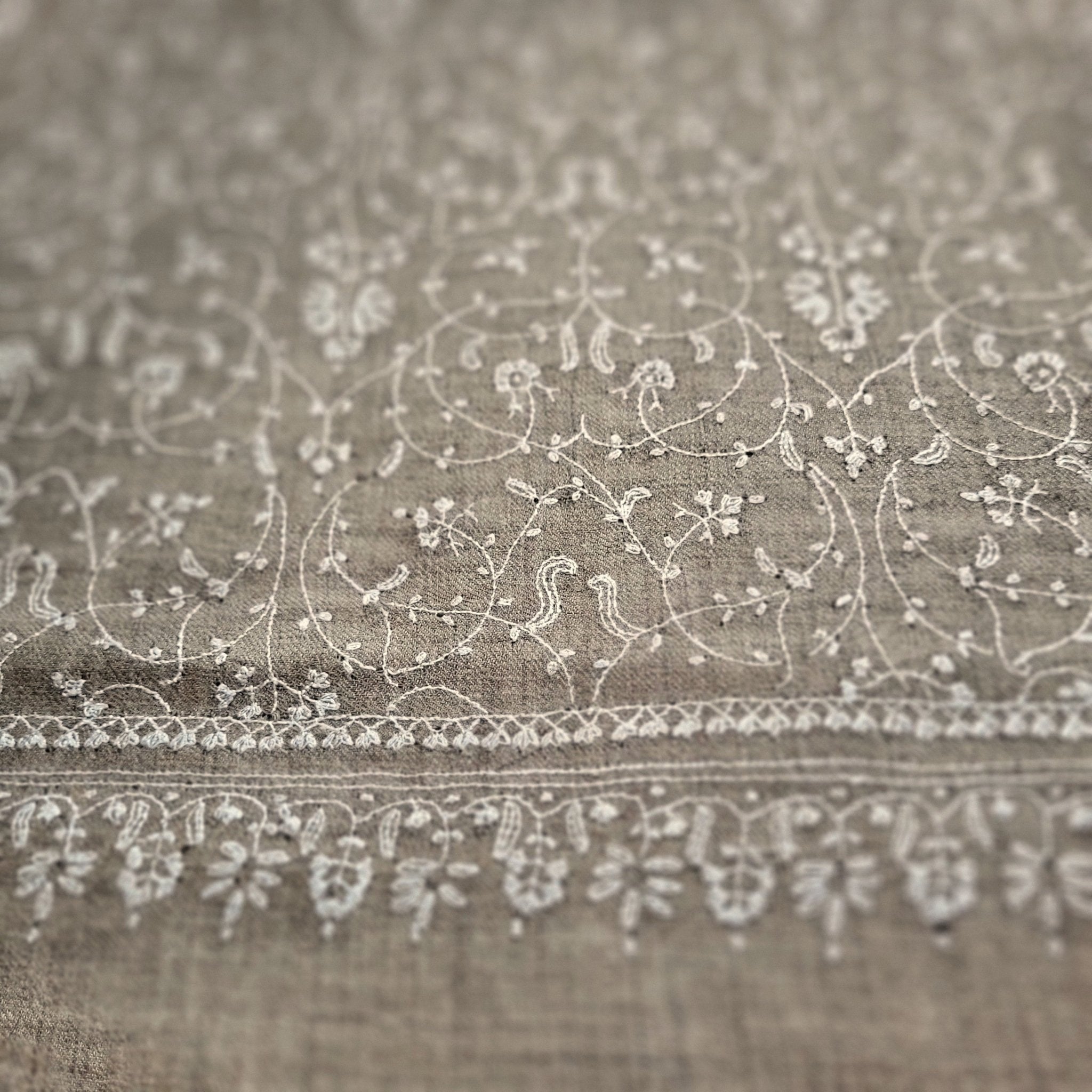Hand-embroidered pashmina shawl, white floral on natural, 200 x 99 cm