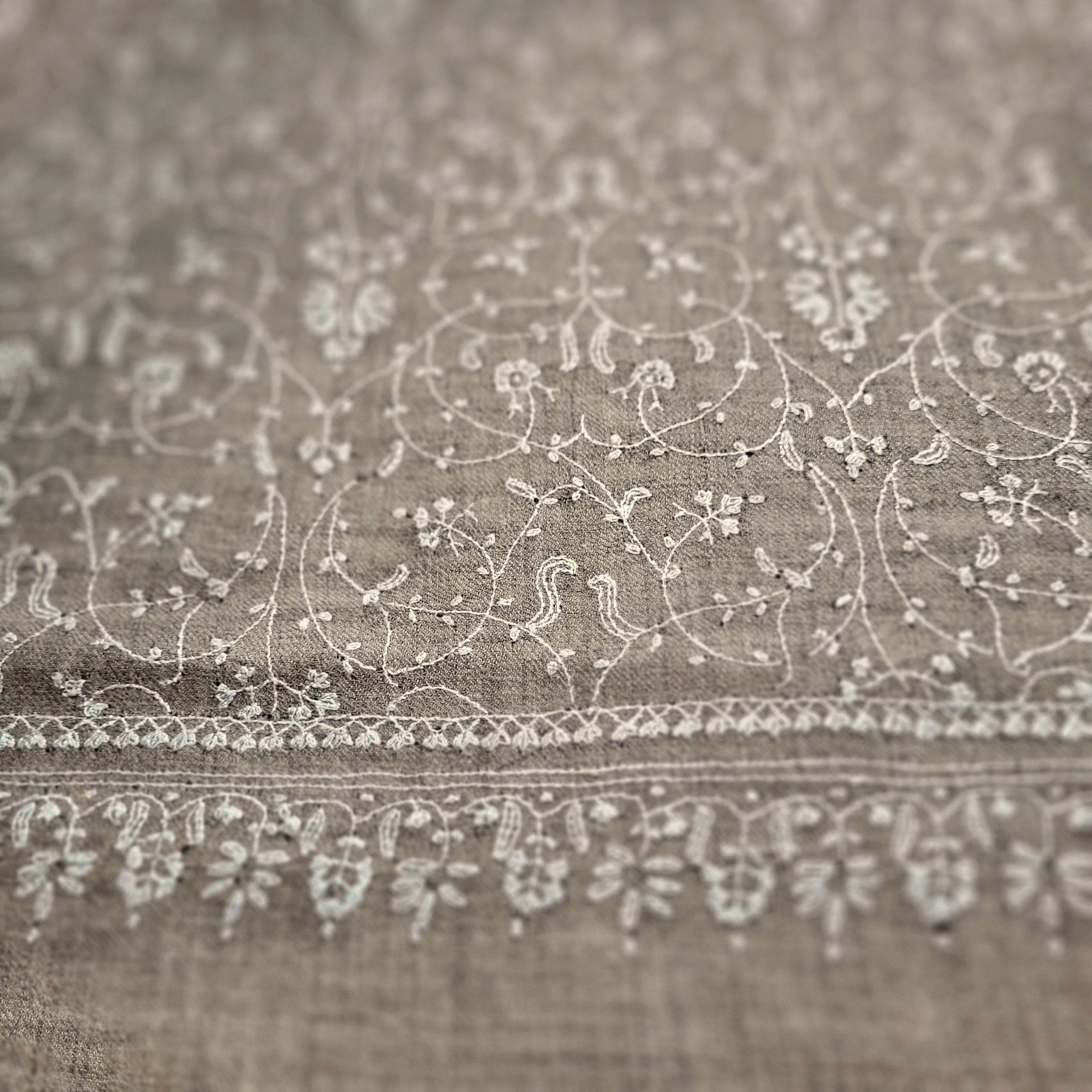 Hand-embroidered pashmina shawl, white floral on natural, 200 x 99 cm