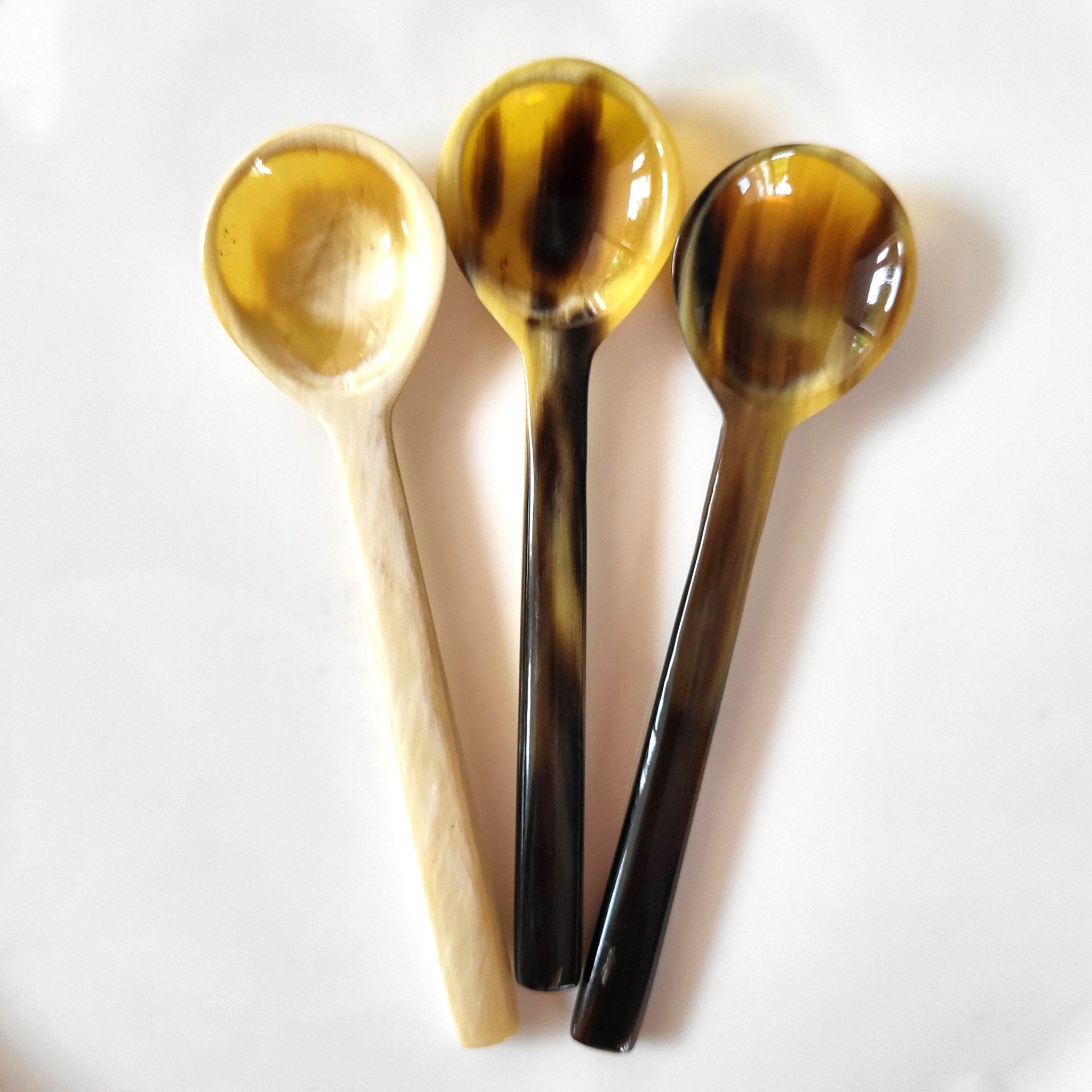 Horn sauce spoon, 10 cm, natural horn, fits small dip bowls