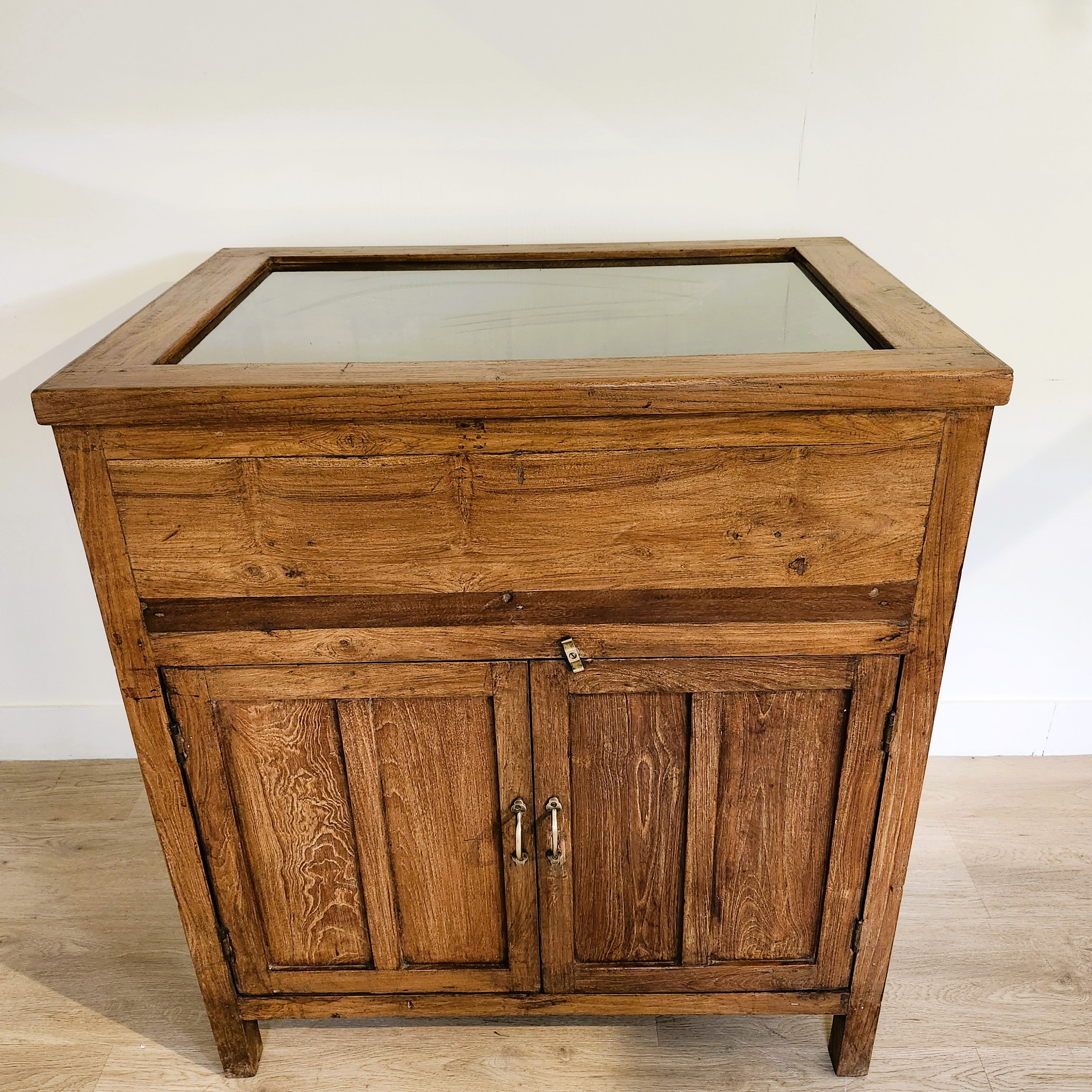 Vintage teak chest with glass-topped display unit and cupboard, 101 x 91cm