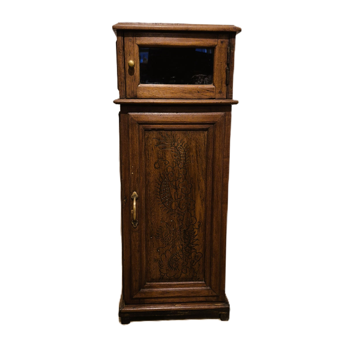 Vintage teak side table with a dragon carved into the front, 84 cm high and 33 cm square, made in India