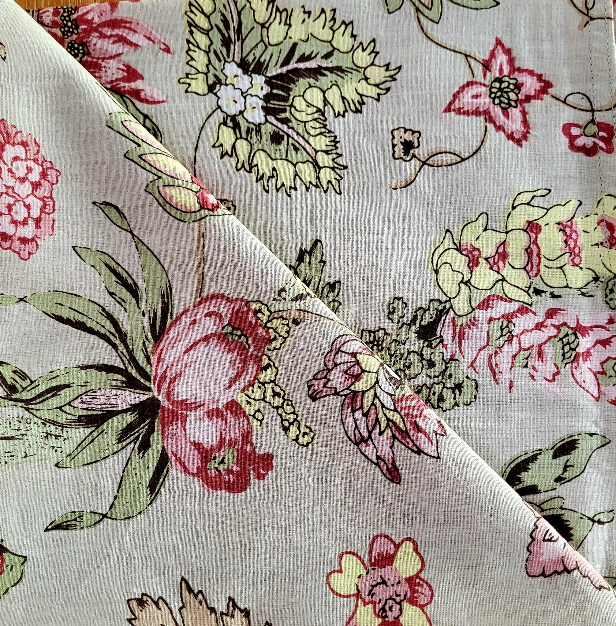 Floral block-print cotton napkins, set of 2, 50 cm