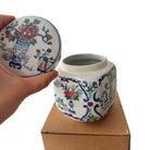 Vases with Flowers candle, organic soy wax, three wicks, detail