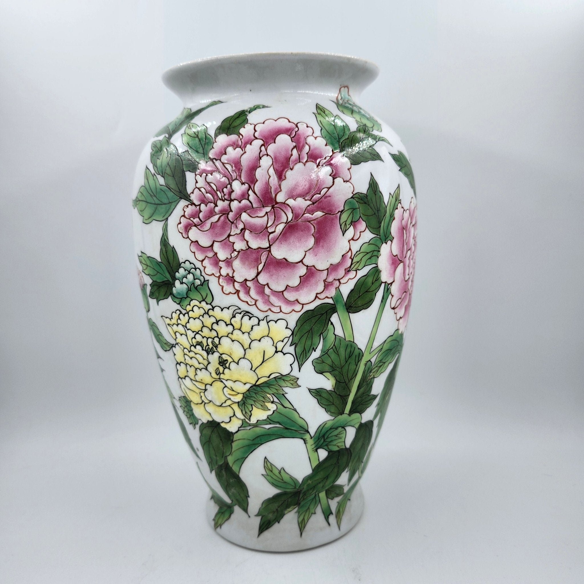 Vintage Famille Rose peony vase, white ground, detail