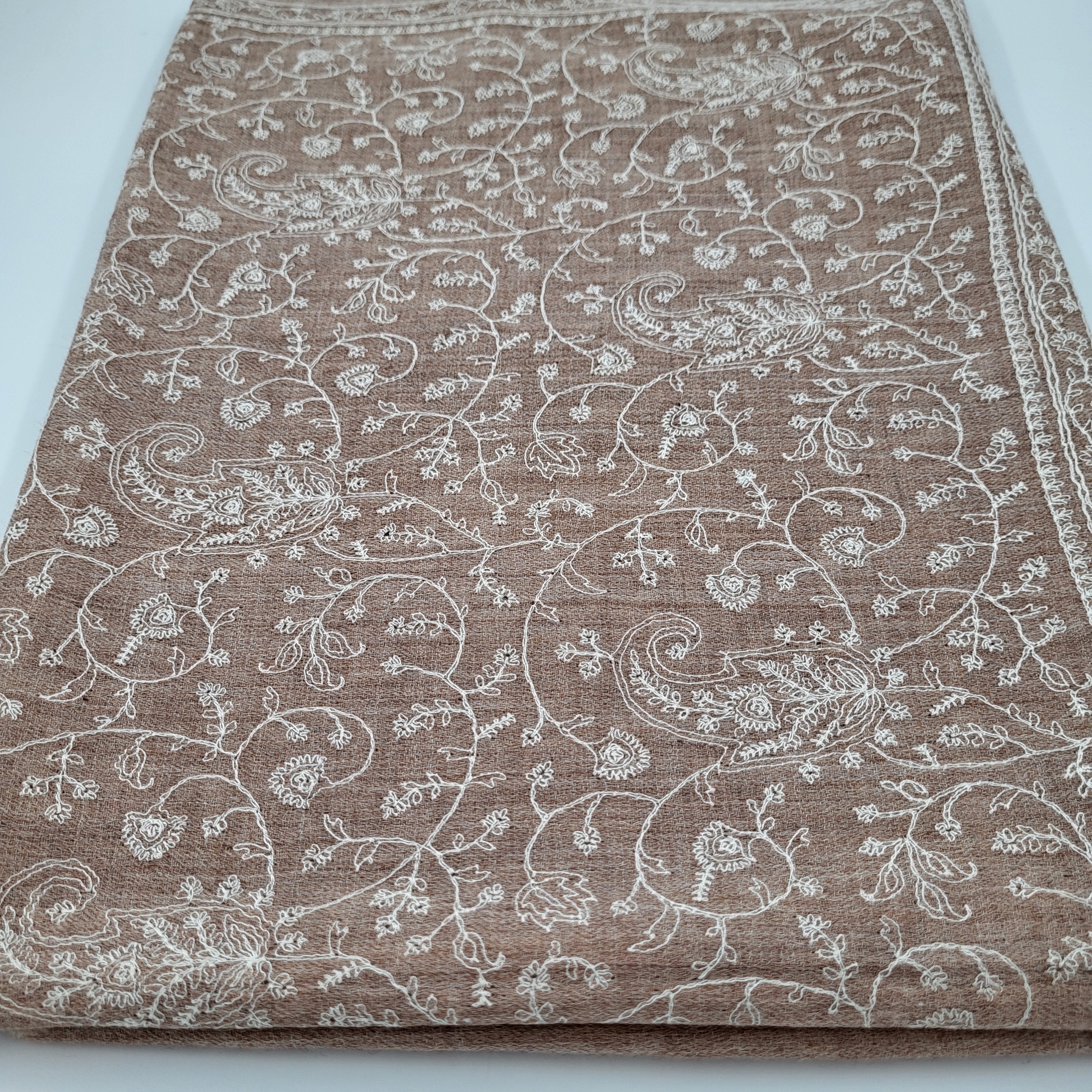 Pashmina with white paisley embroidery on natural ground, 75 x 200 cm