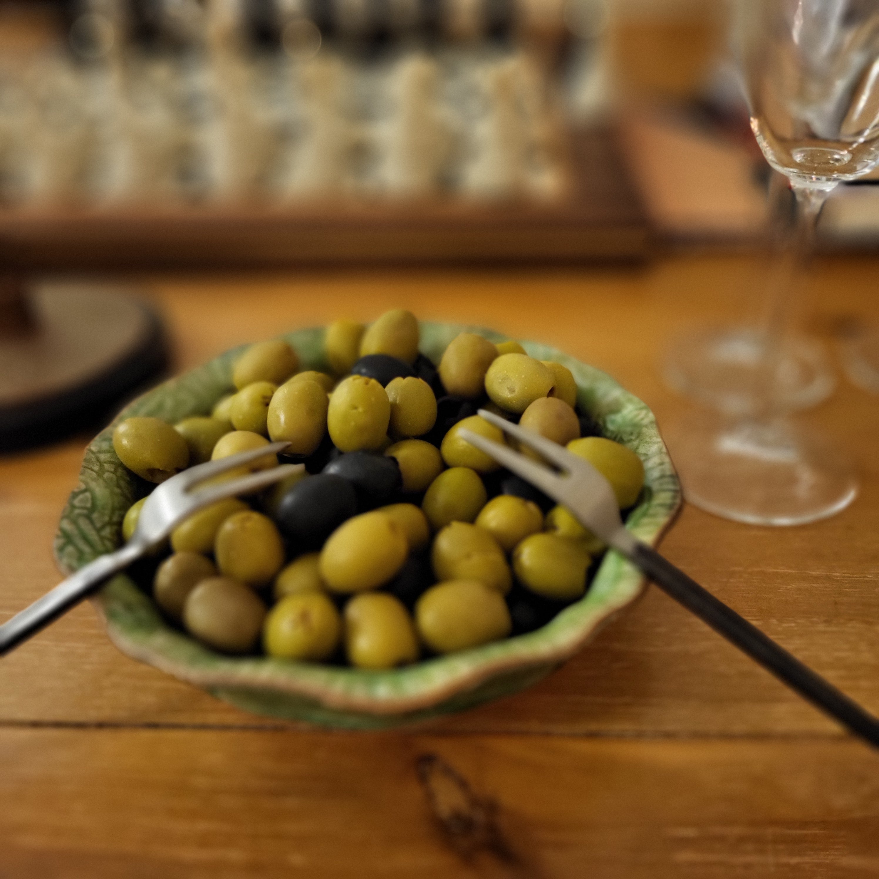 Burnished stainless steel pickle fork with two tines by Citta, 15 x 1.5 cm, for olives and canapes