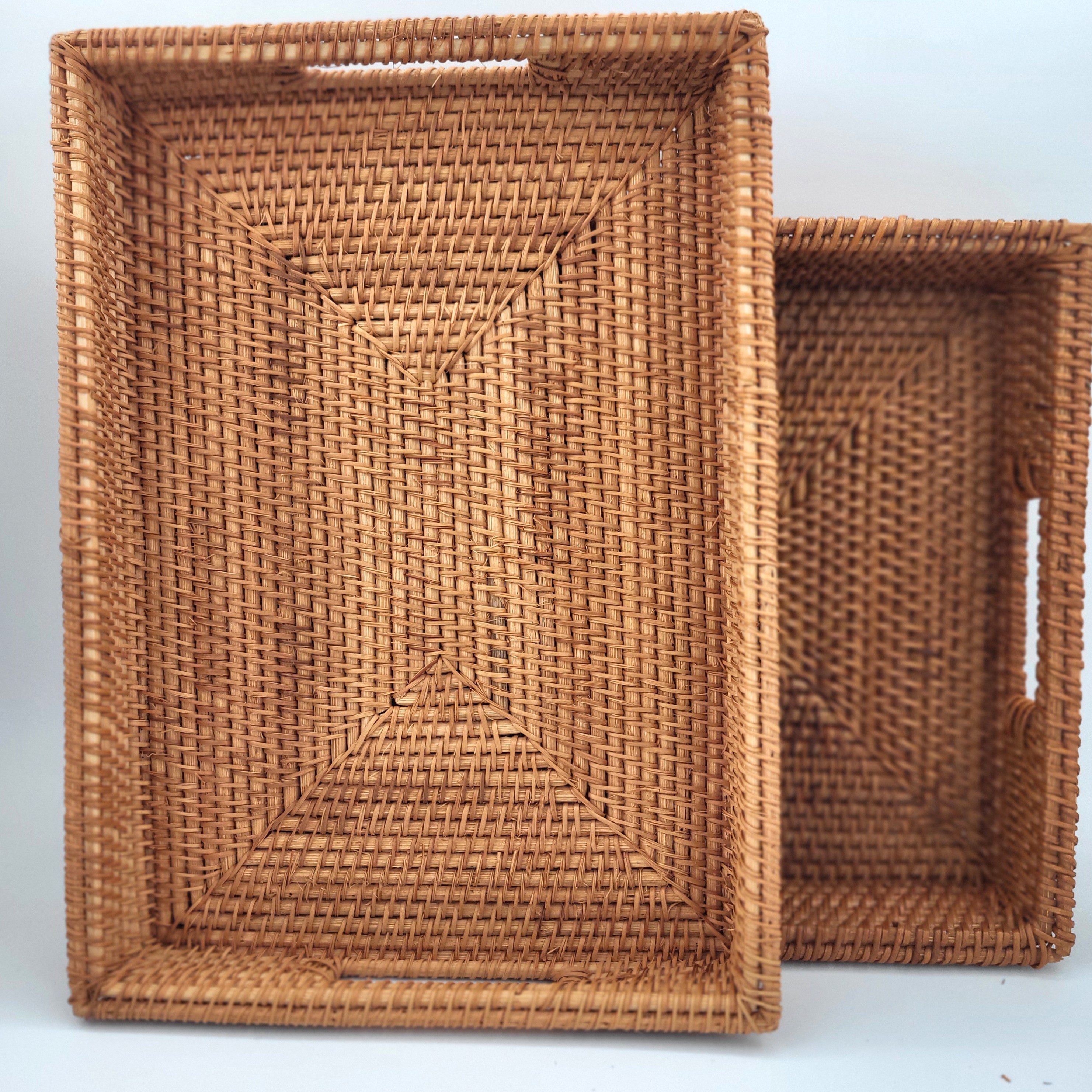 Rectangular rattan tray, handwoven natural rattan, for serving or display