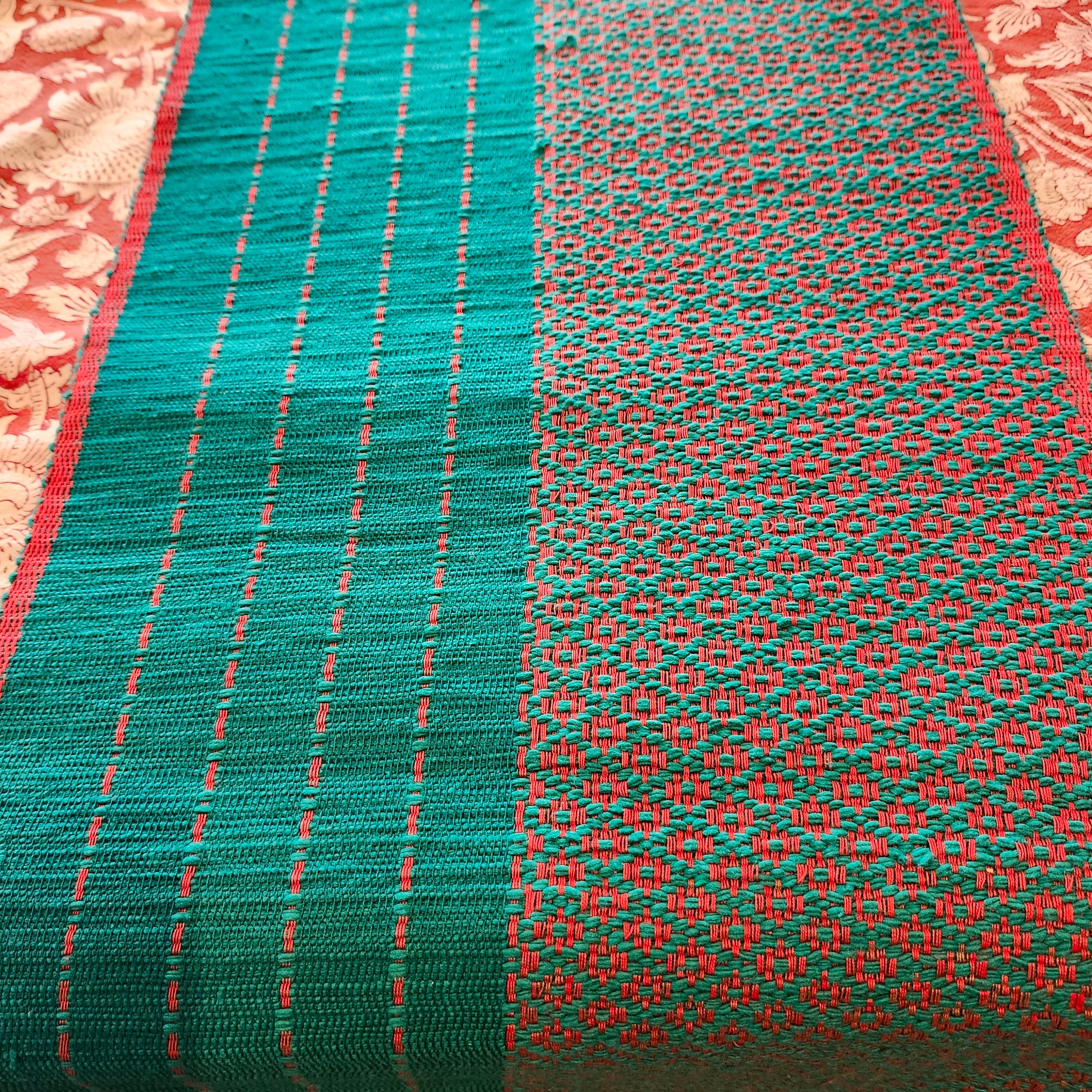 Green festive cotton table runner, handwoven, detail