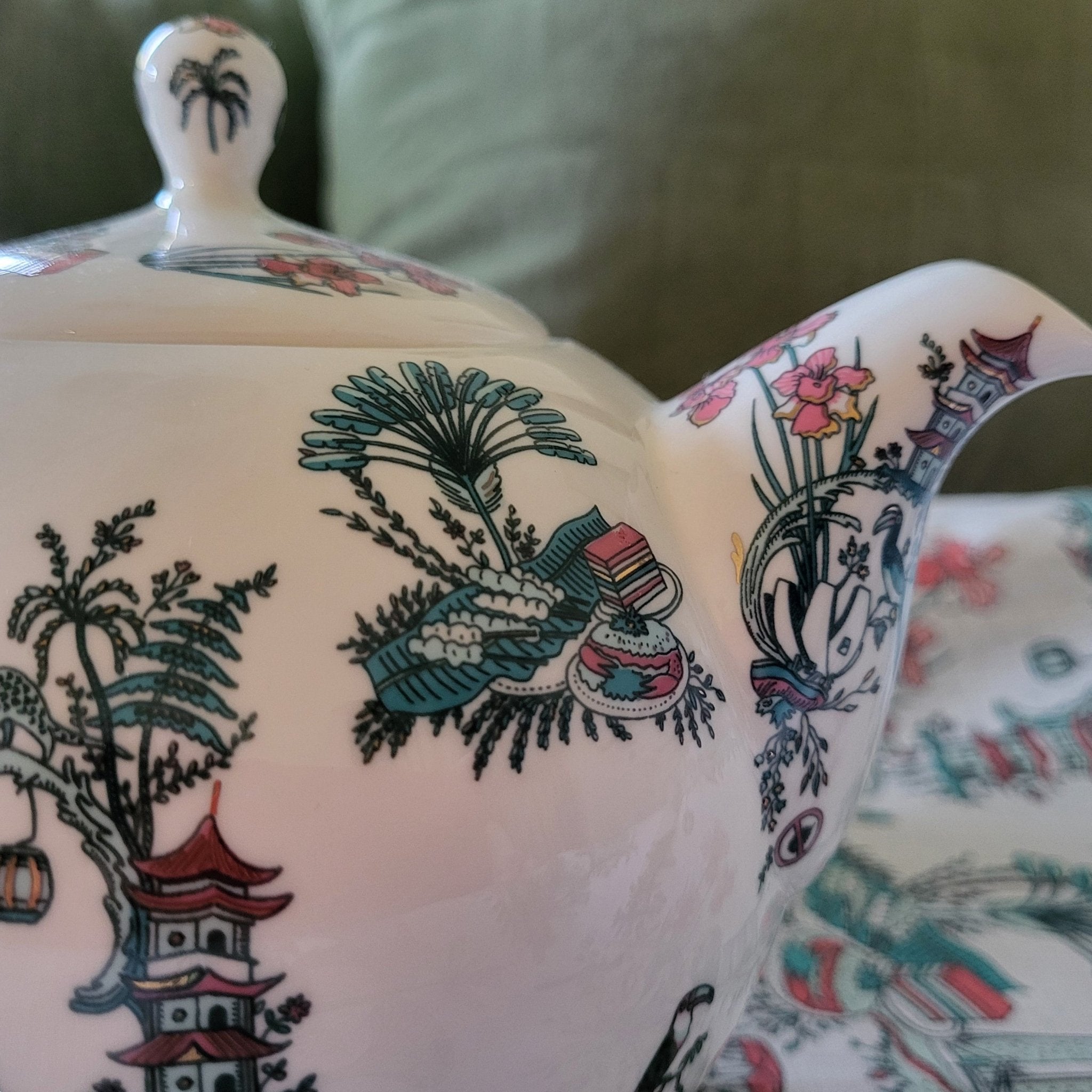 Singapore Toile teapot, fine bone china, spout detail