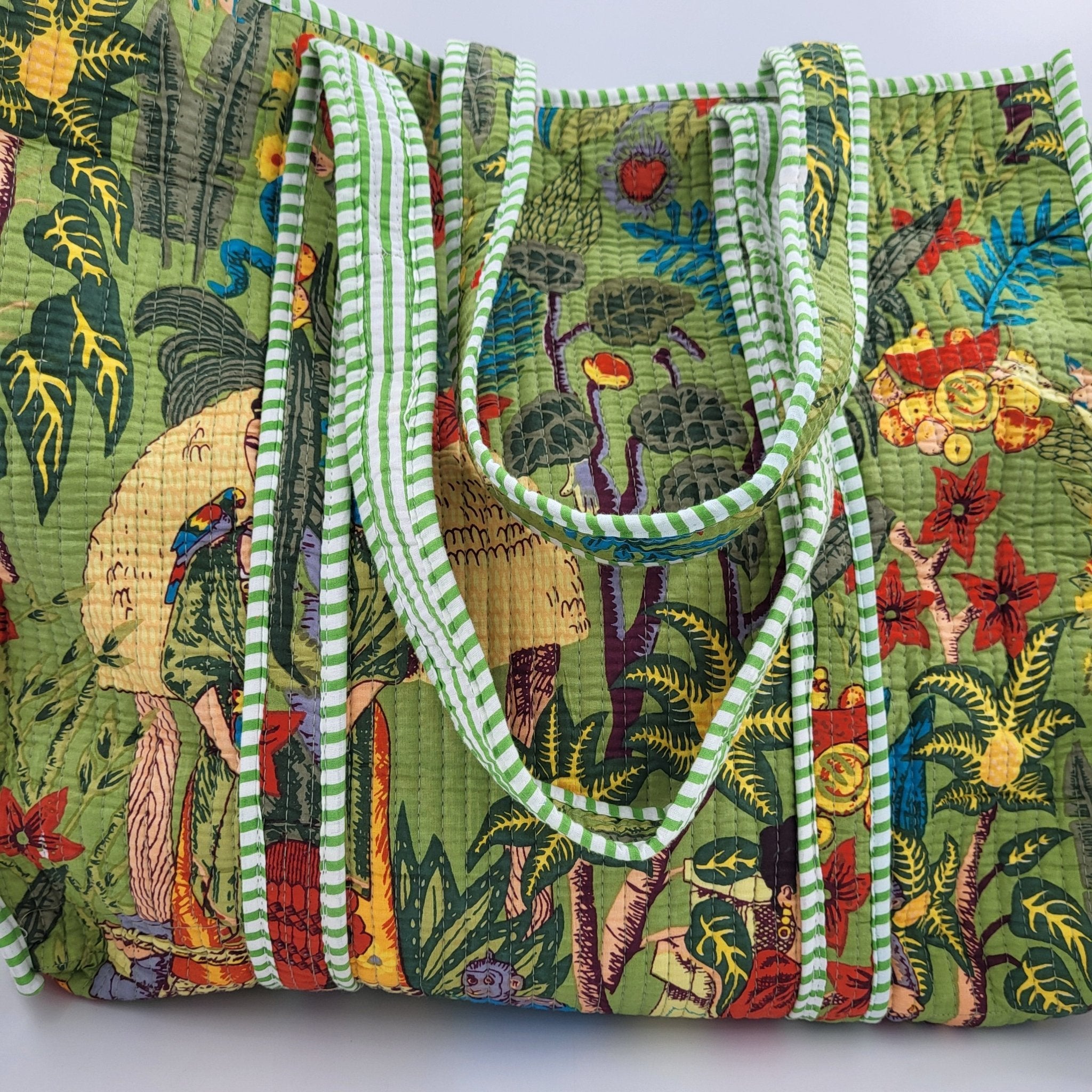 Frida Kahlo block-print quilted cotton shopper bag in green, with contrast lining