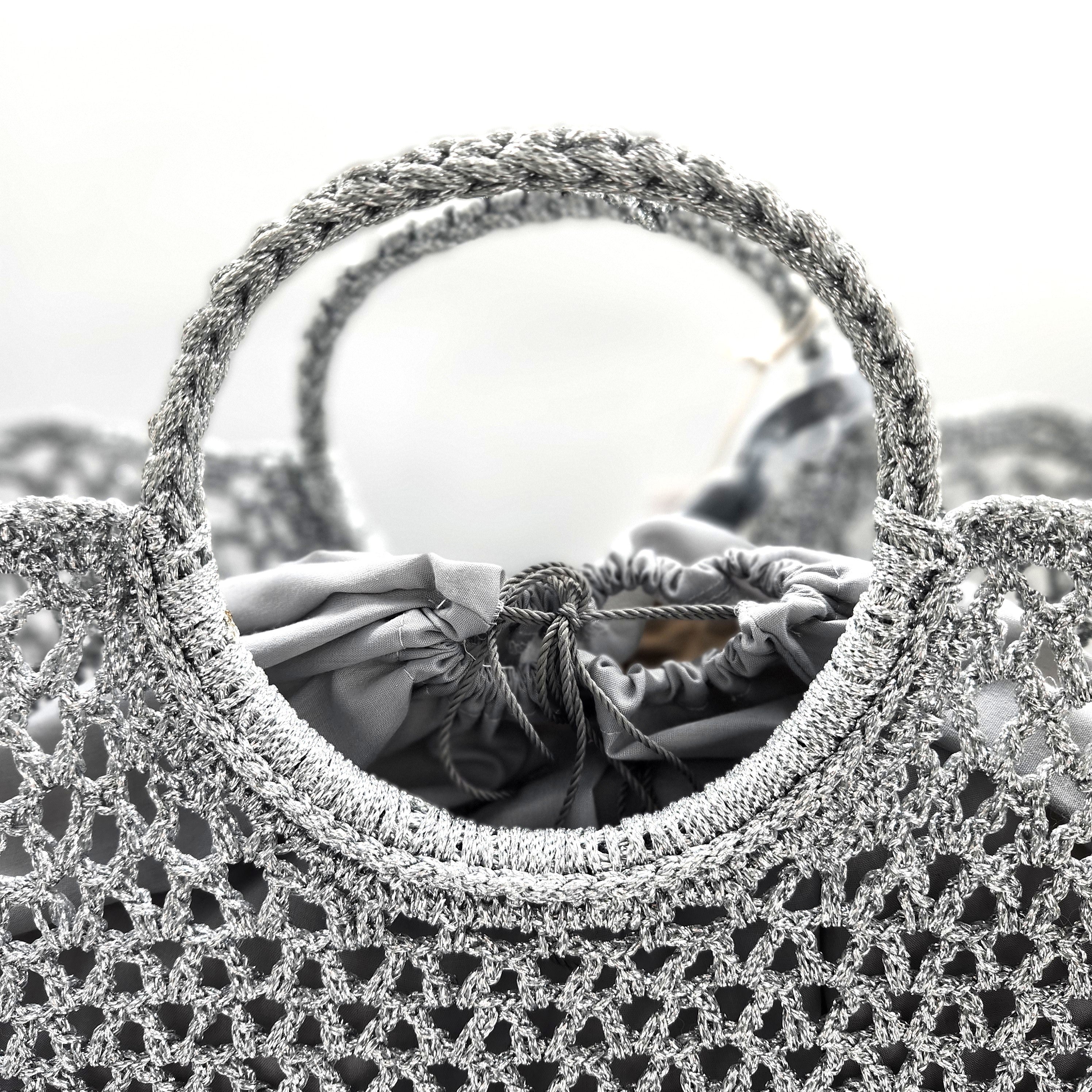 Ceannis silver summer basket, side view