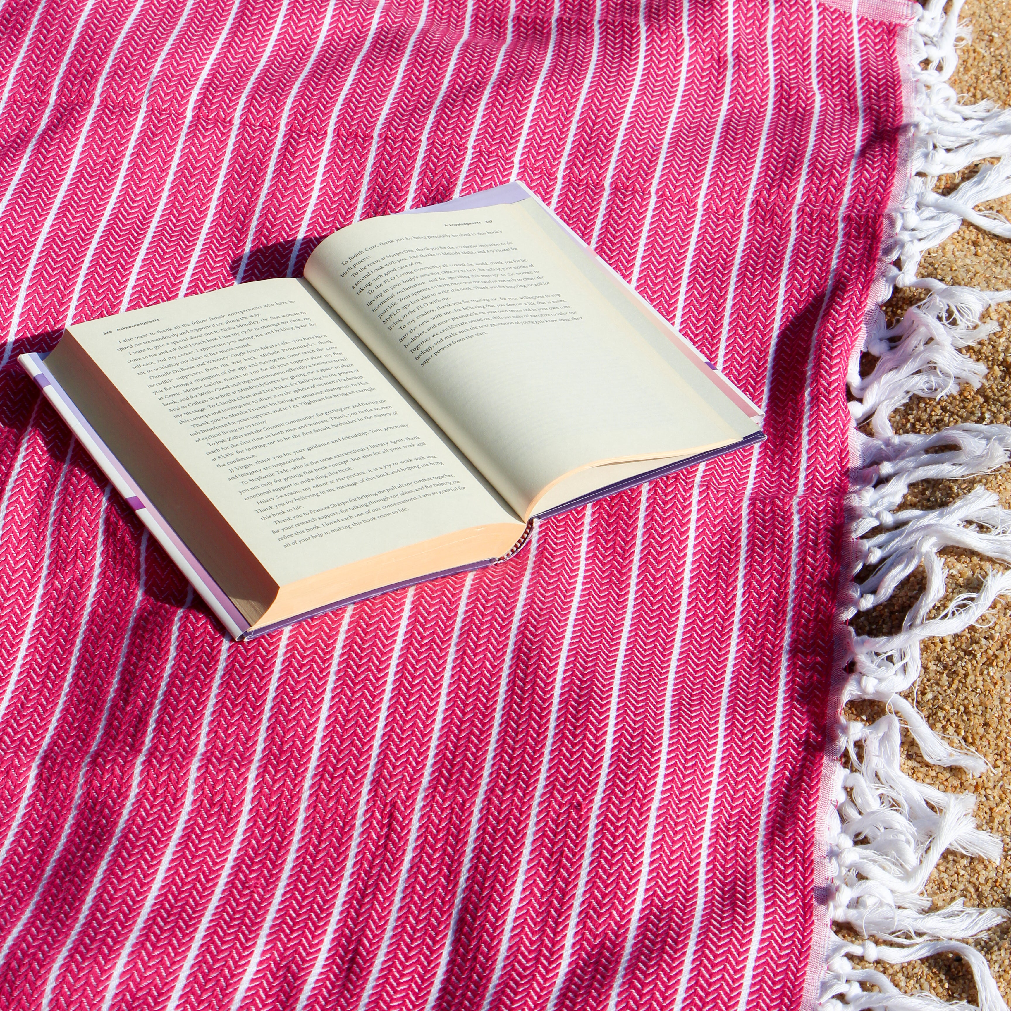 Aktif Turkish beach towel in pink, flat weave cotton, 96 x 180cm