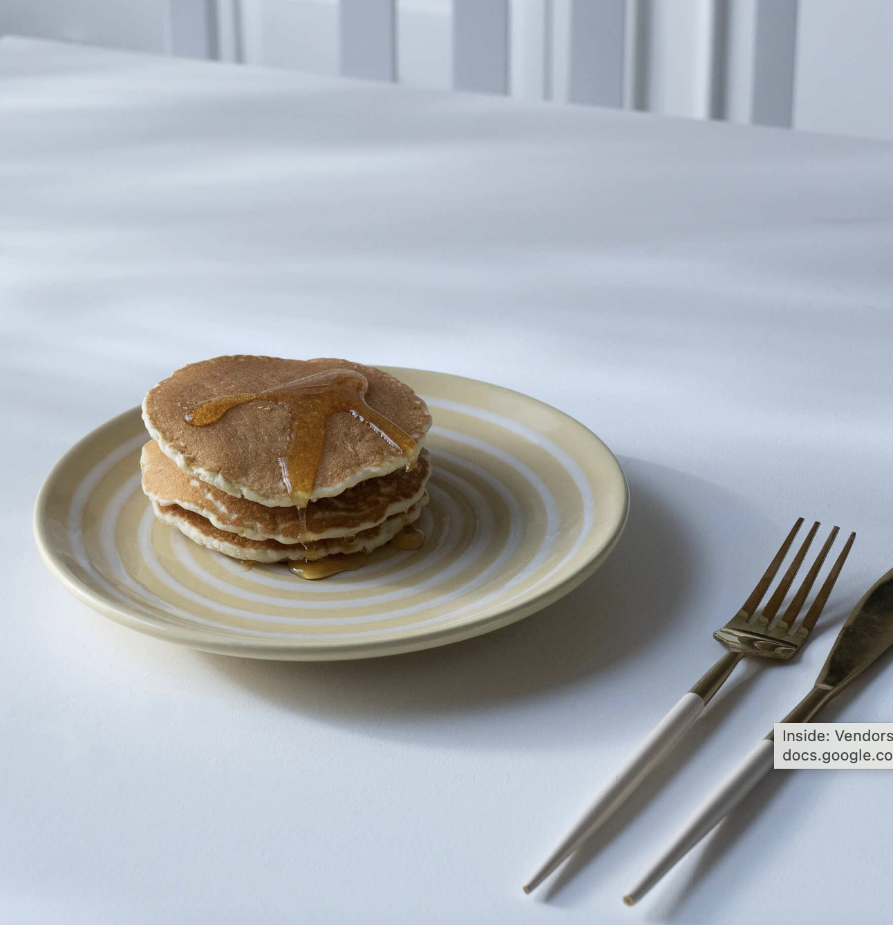 Lemon-striped ceramic breakfast plate, 21 cm