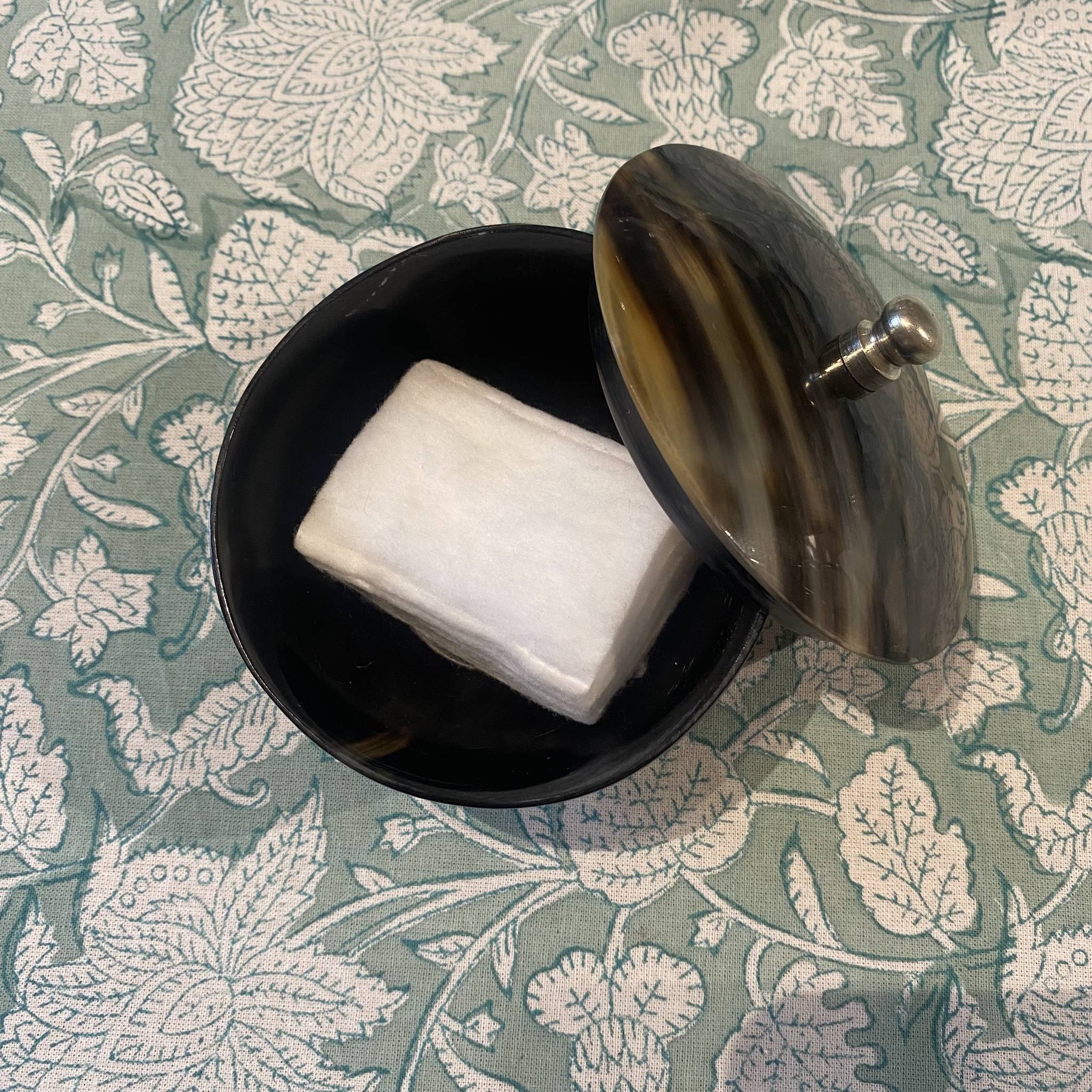 Handcrafted horn powder pot for cotton wool