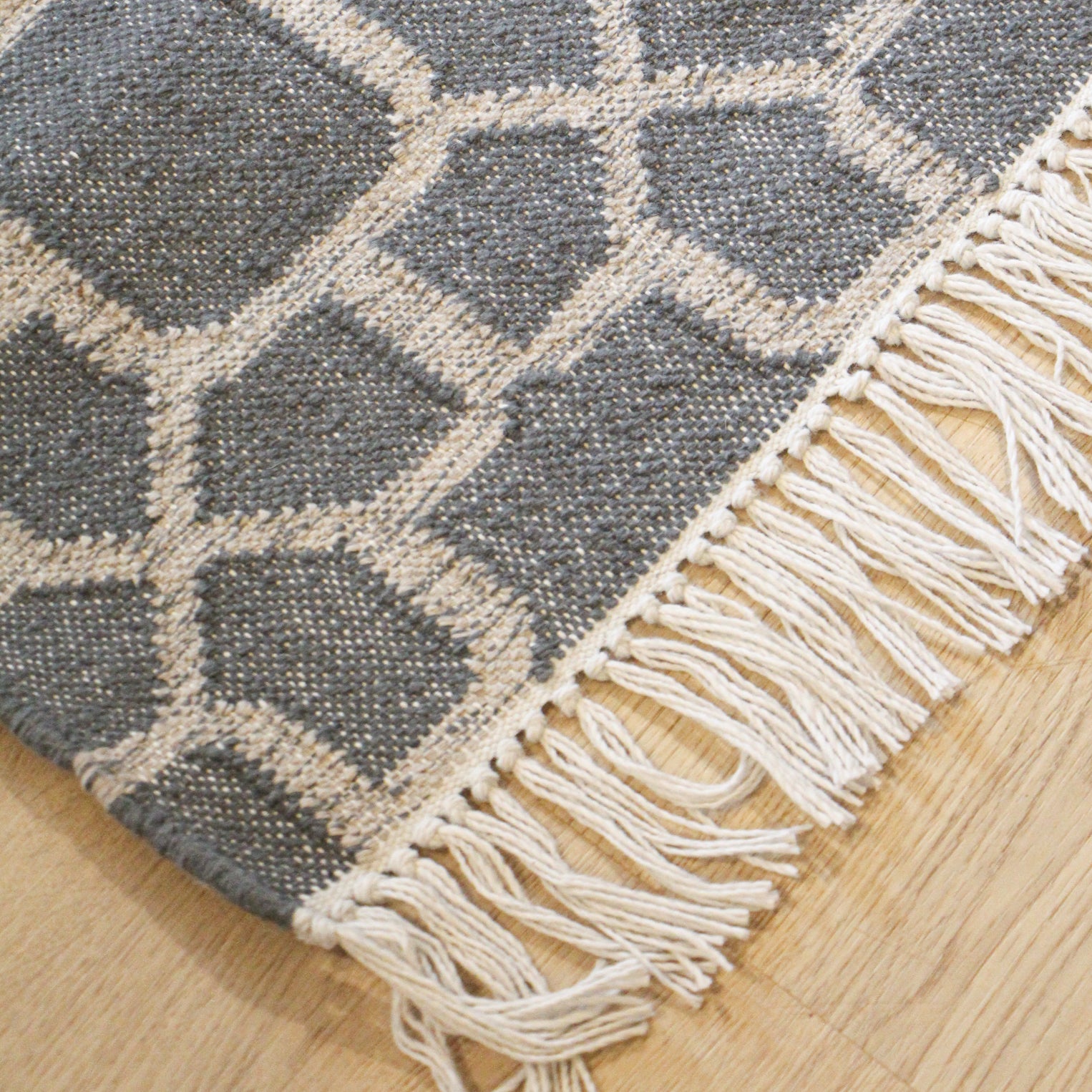 Ink blue Kasbah Moroccan rug, recycled plastic, machine washable, 180 x 120 cm