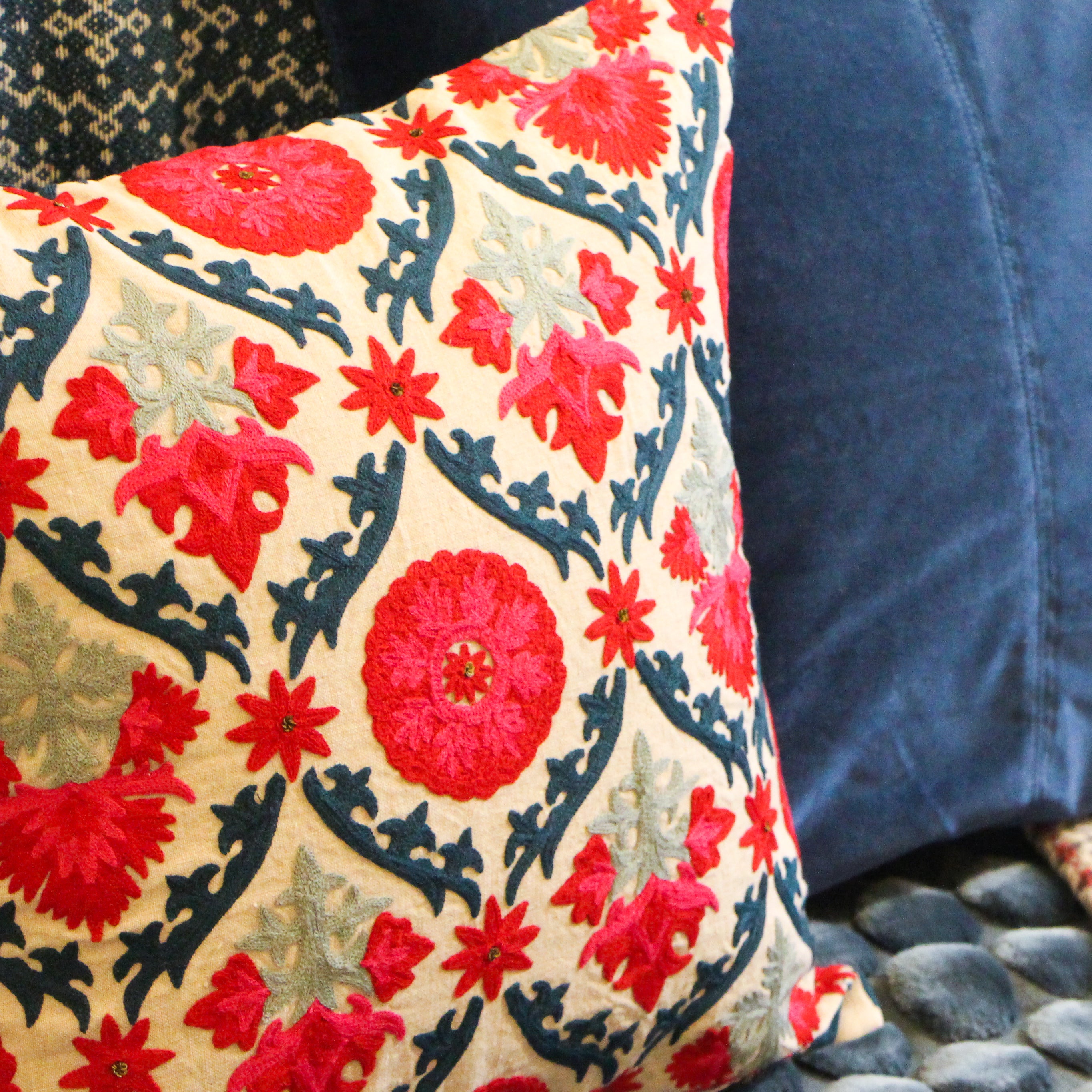 Suzani Niksaar linen cushion, styled view
