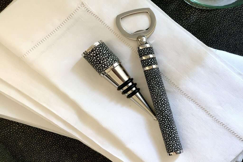 Faux shagreen bottle stopper in charcoal by Forwood Design, stainless steel with rubber seals, 3 x 10 cm