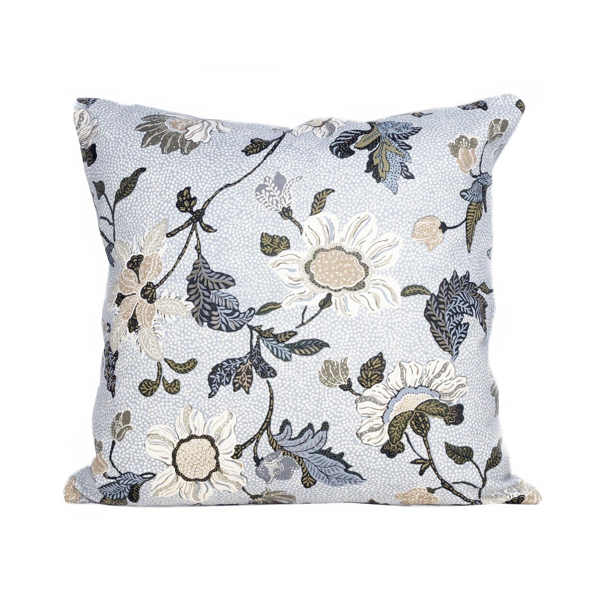 Flower Linen cushion cover in white, Ceannis