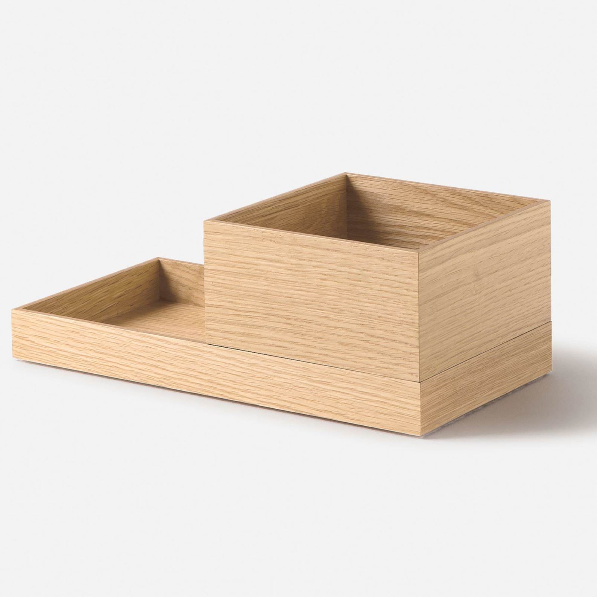 Oku oak veneer storage lid or tray, medium, stackable, detail view