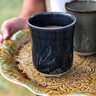 Latte cup in thunder navy glaze, leaf and vine pattern, ceramic, 30 cl